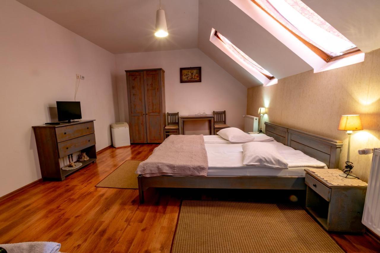 Casa Adalmo Hotel Sighisoara Luaran gambar